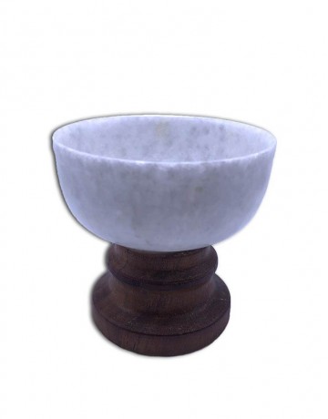 SHELL BOWL WITH WOODEN STAND